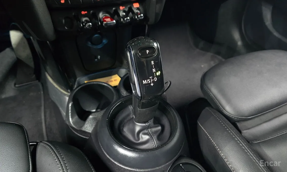 Фото 9 - Mini Cooper