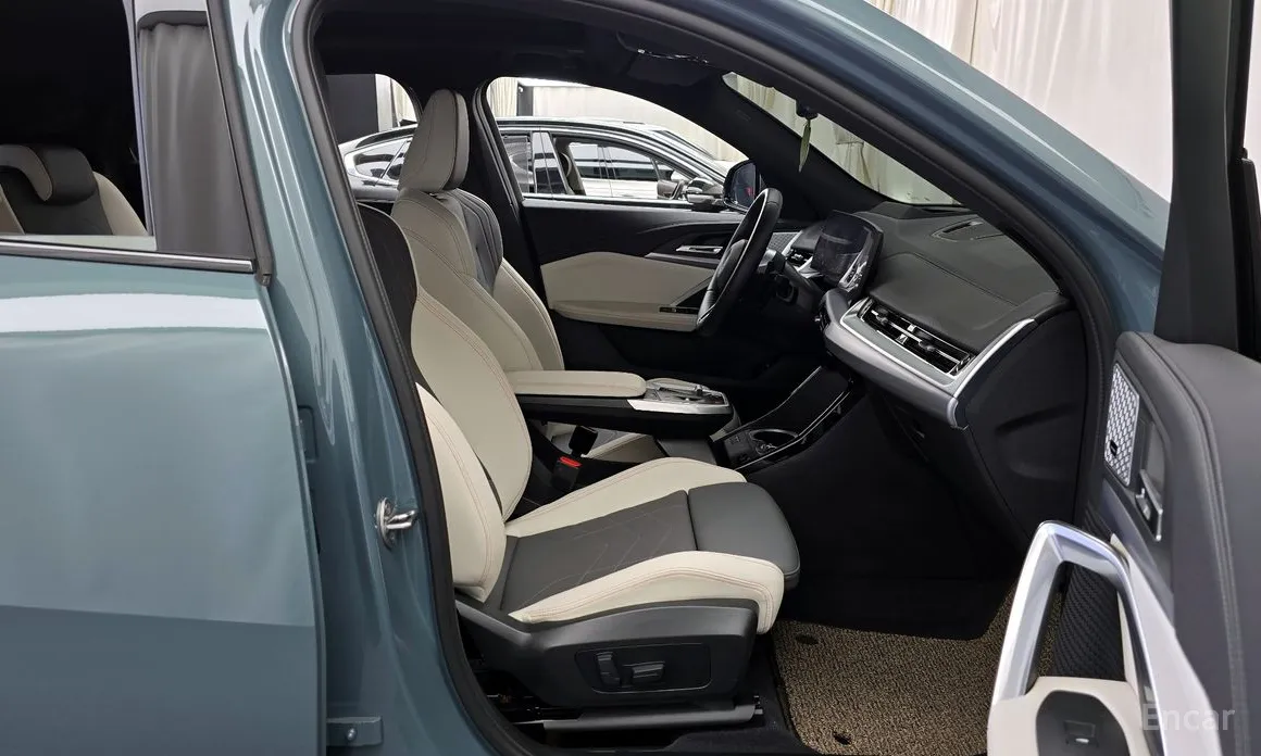 Фото 11 - BMW X2 (F39)