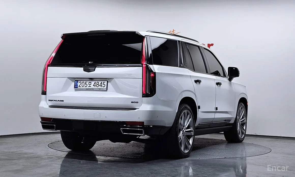 Фото 2 - Cadillac Escalade