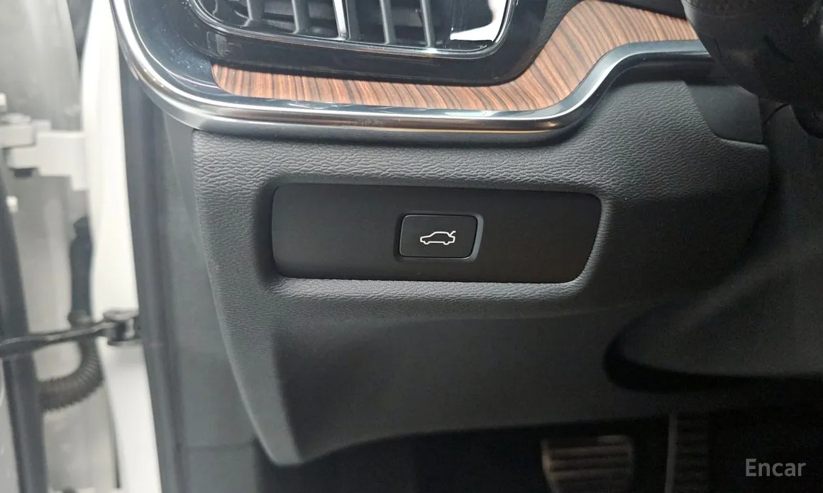 Фото 13 - Volvo S60