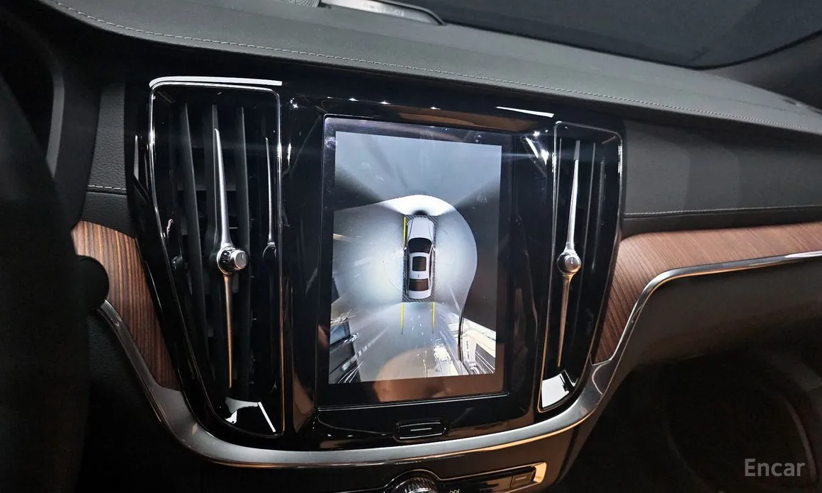 Фото 16 - Volvo S60