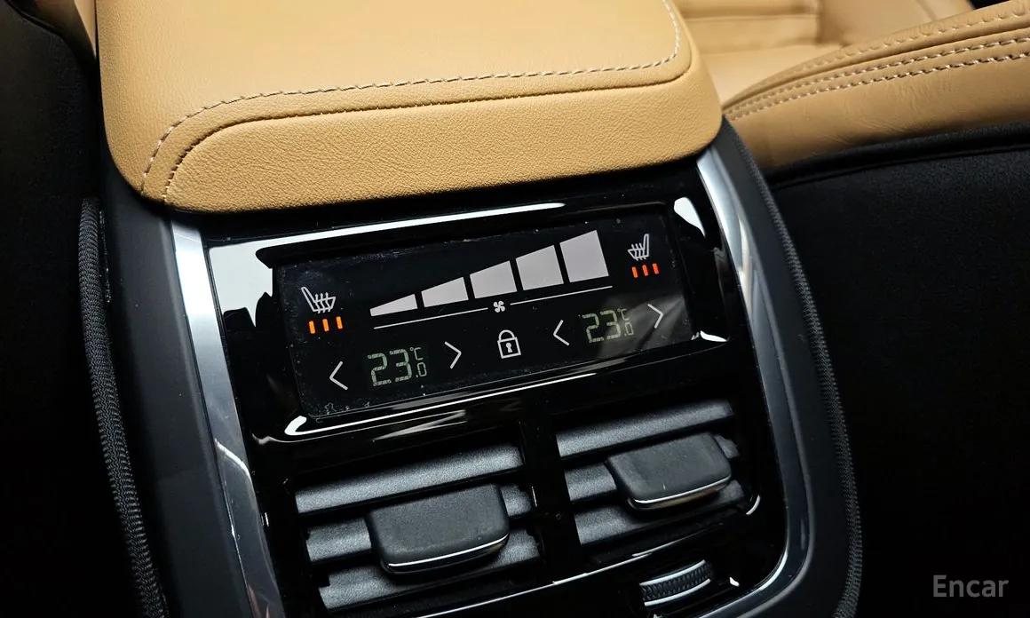 Фото 18 - Volvo S60