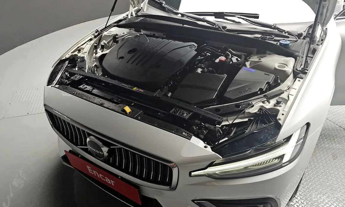 Фото 6 - Volvo S60