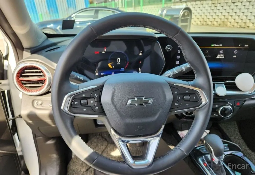 Фото 10 - Chevrolet Trax