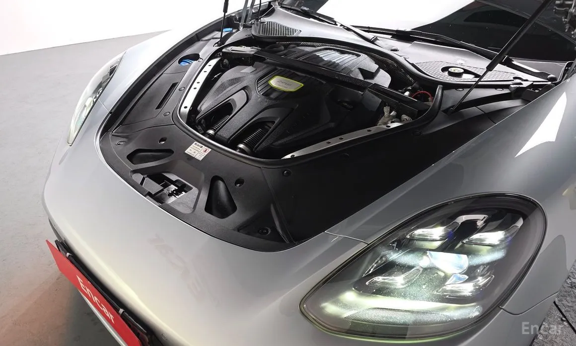 Фото 6 - Porsche Panamera