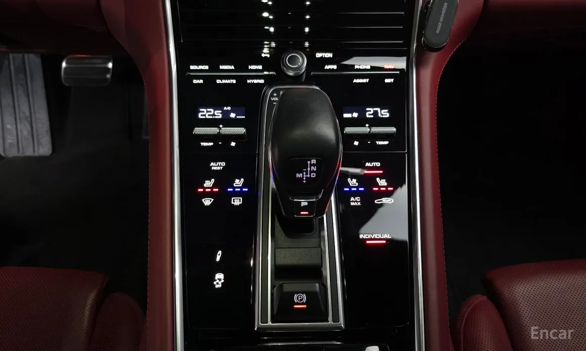 Фото 9 - Porsche Panamera