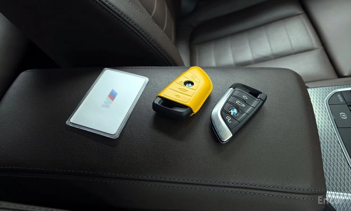 Фото 17 - BMW i4