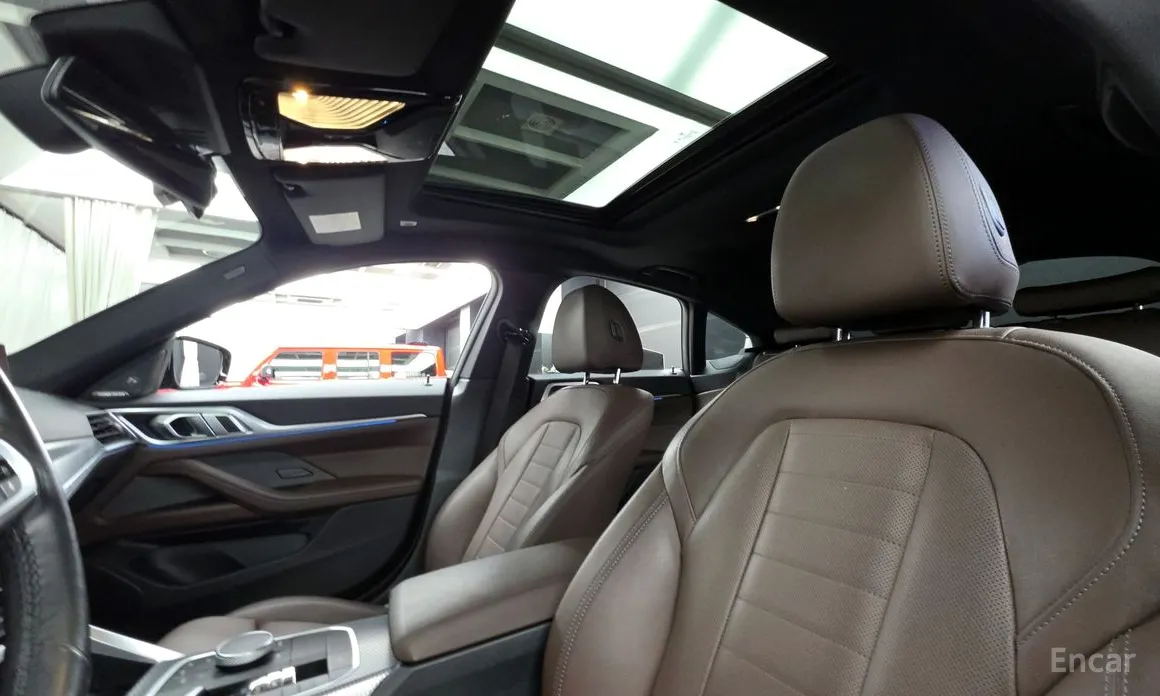 Фото 19 - BMW i4