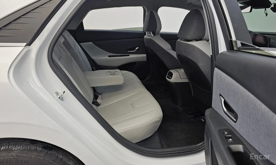 Фото 12 - Hyundai Avante