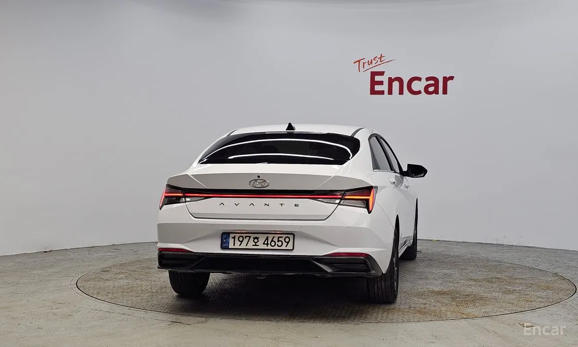 Фото 4 - Hyundai Avante