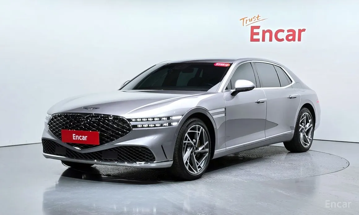 Фото 1 - Genesis G90