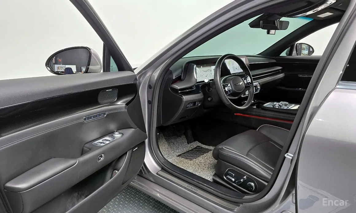 Фото 11 - Genesis G90