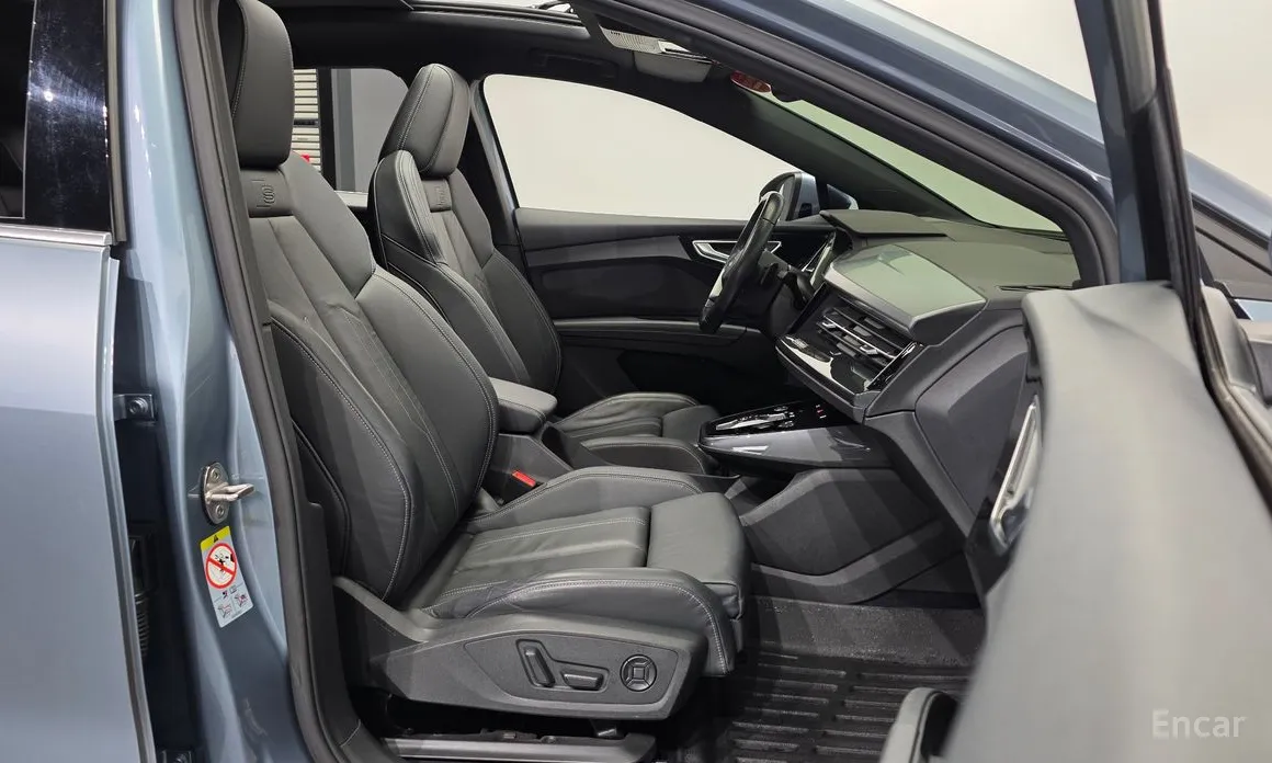 Фото 11 - Audi Q4 e-tron