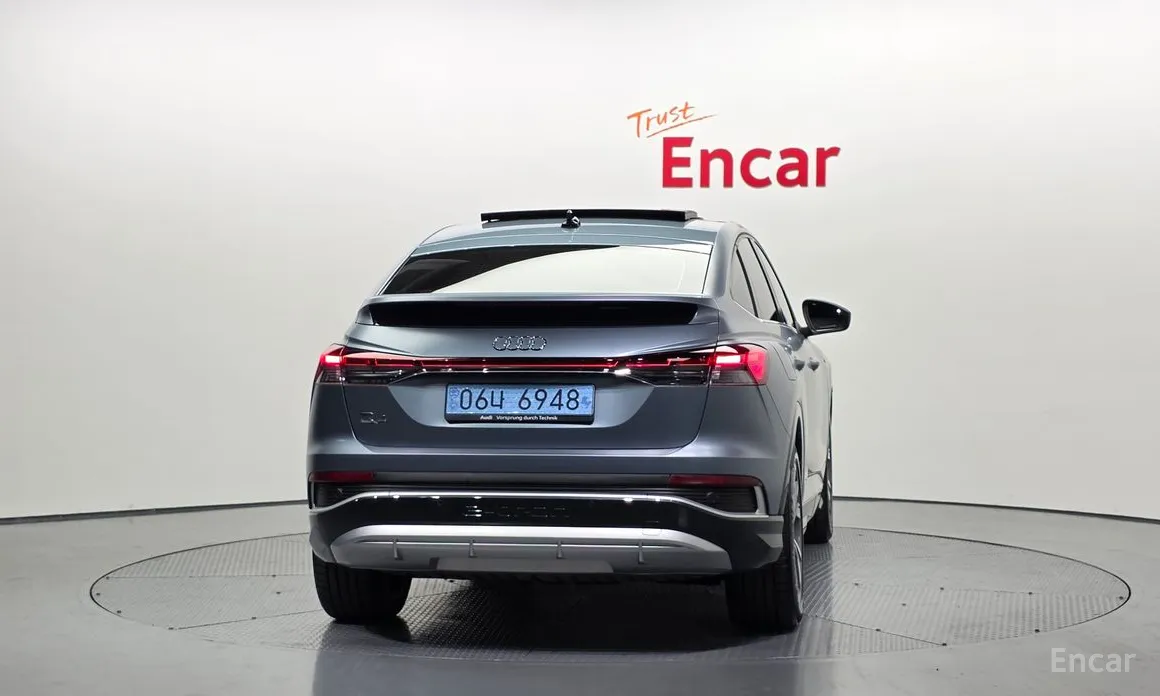 Фото 4 - Audi Q4 e-tron