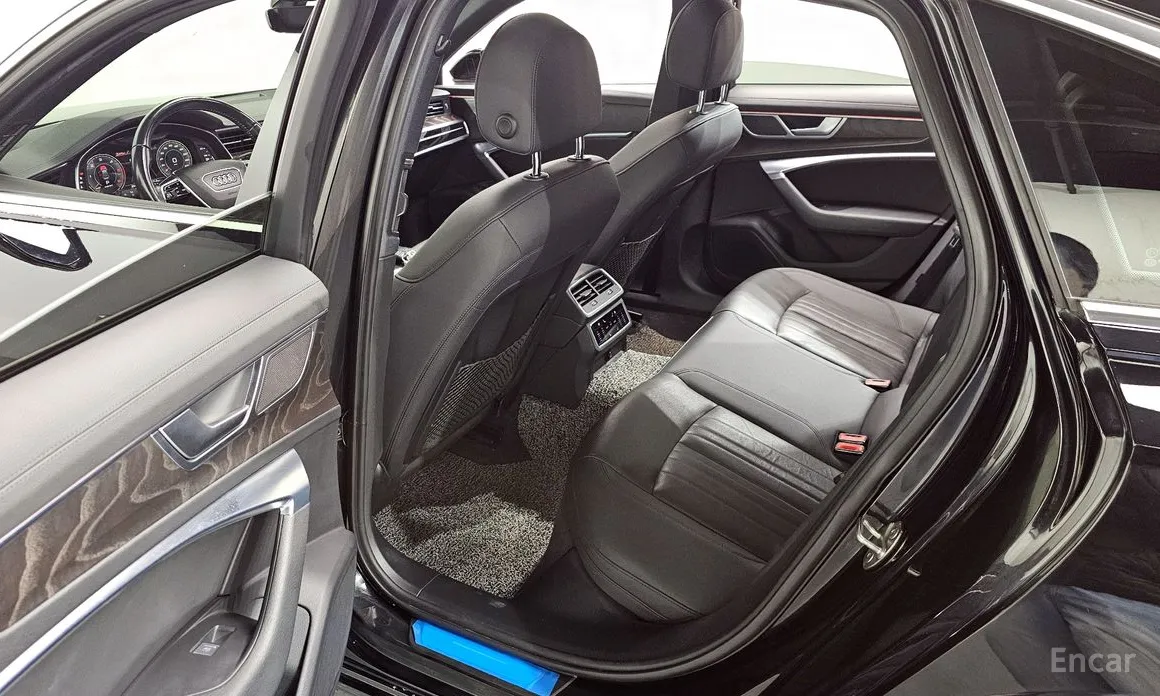 Фото 11 - Audi A6