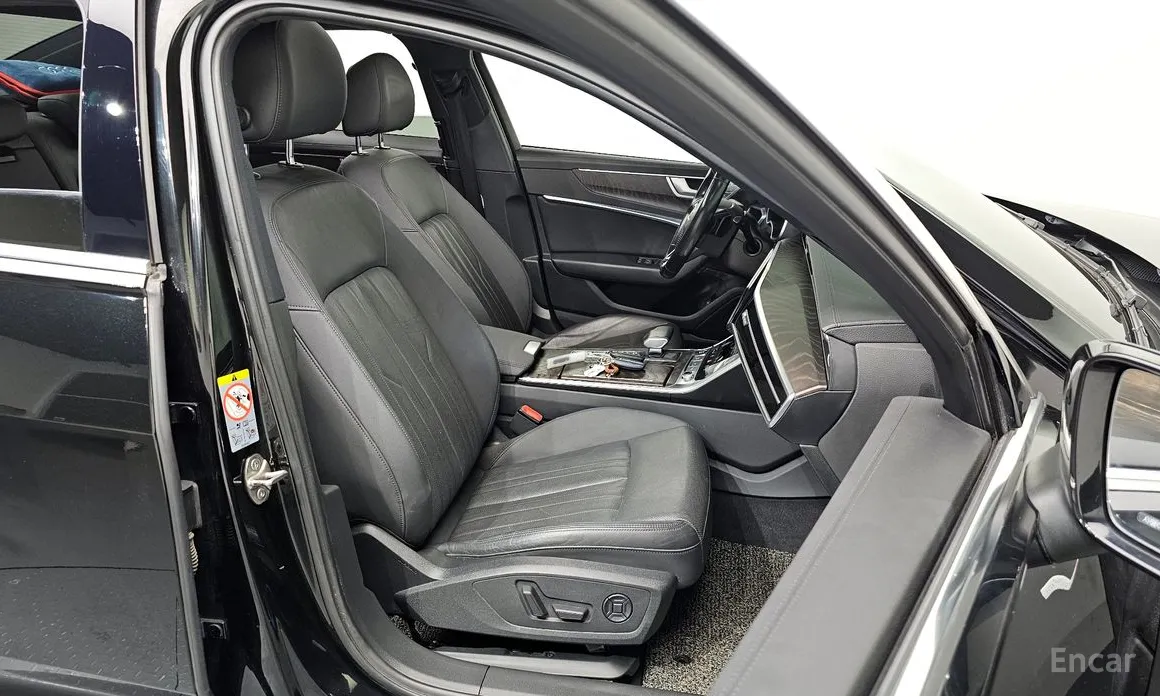 Фото 12 - Audi A6