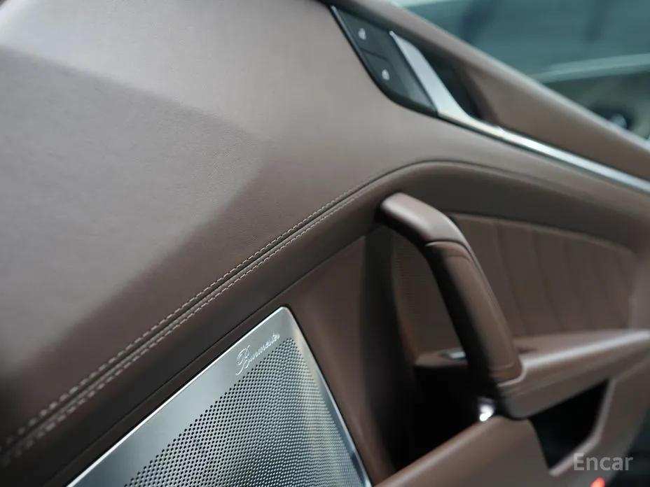 Фото 16 - Porsche 911