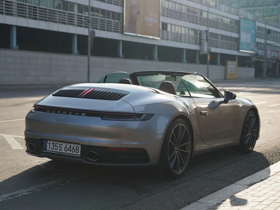 Фото 7 - Porsche 911