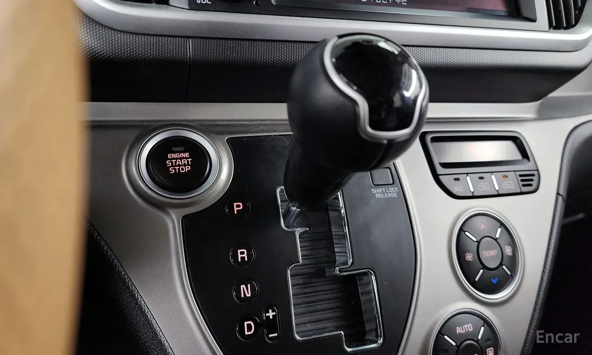 Фото 9 - Kia Ray