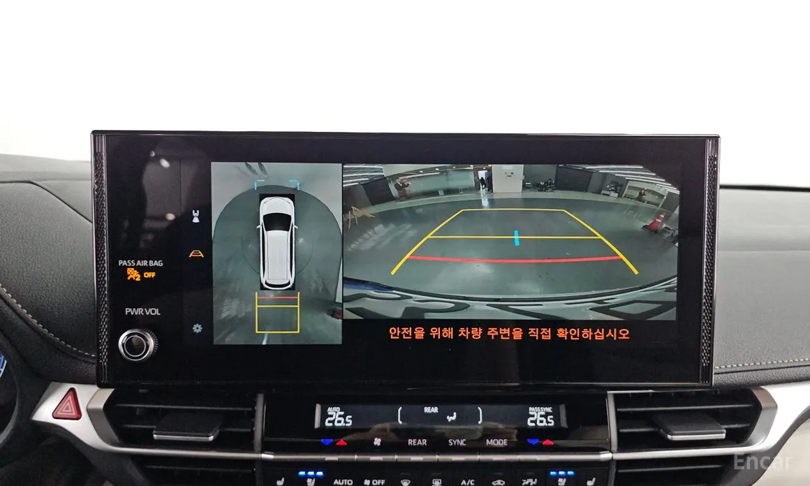 Photo 13 - Toyota Sienna