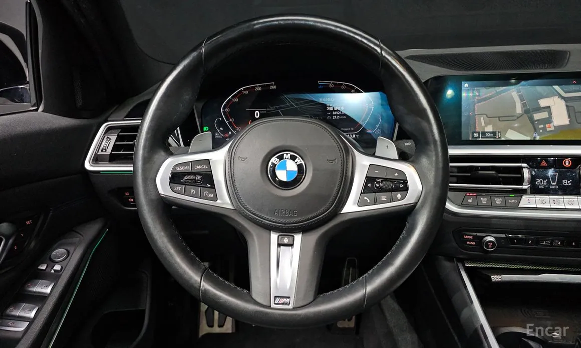 Photo 11 - BMW 3 Series