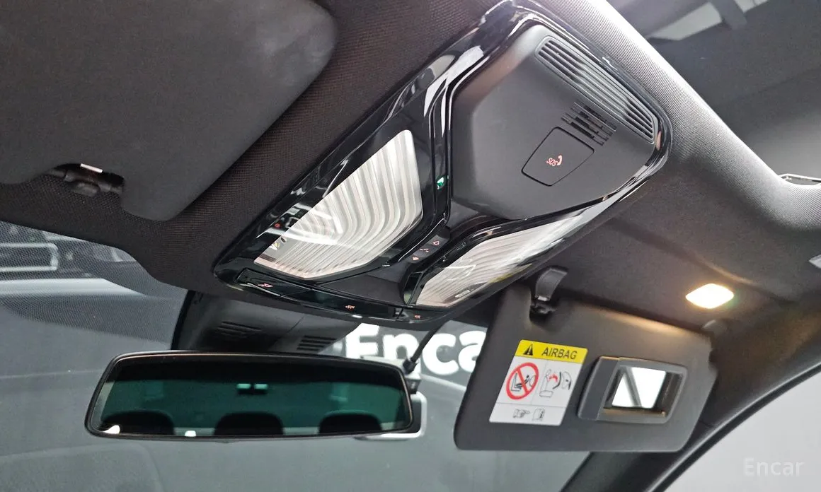 Photo 17 - BMW 3 Series