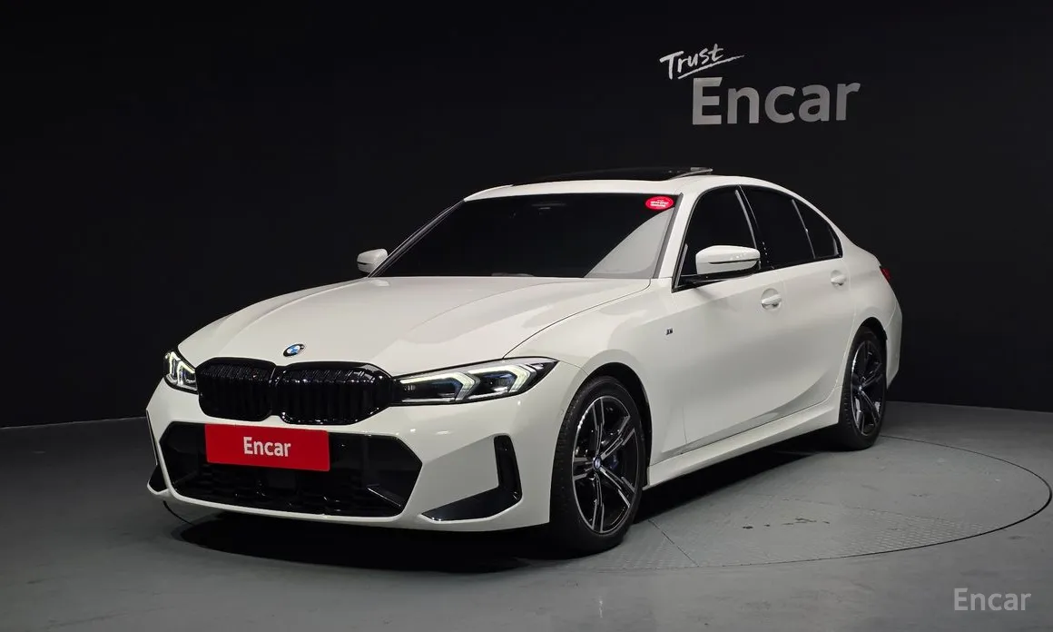 Photo 1 - BMW 3 Series