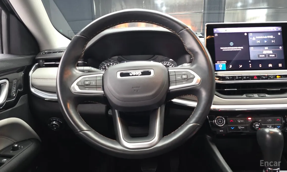 Фото 13 - Jeep Compass