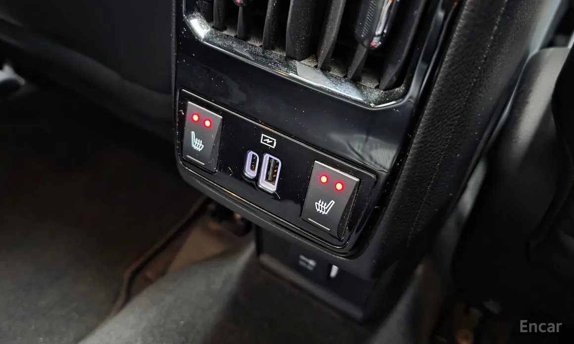 Фото 19 - Jeep Compass