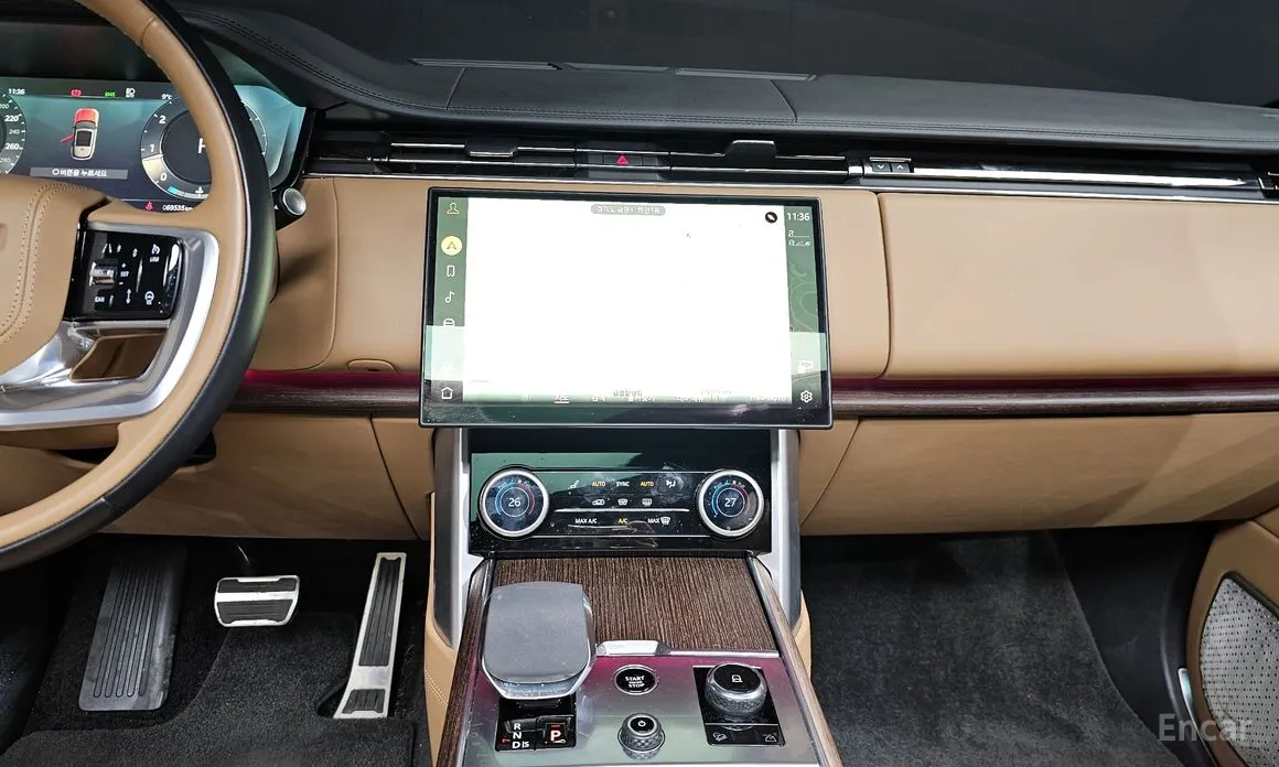 Photo 19 - Land Rover Range Rover