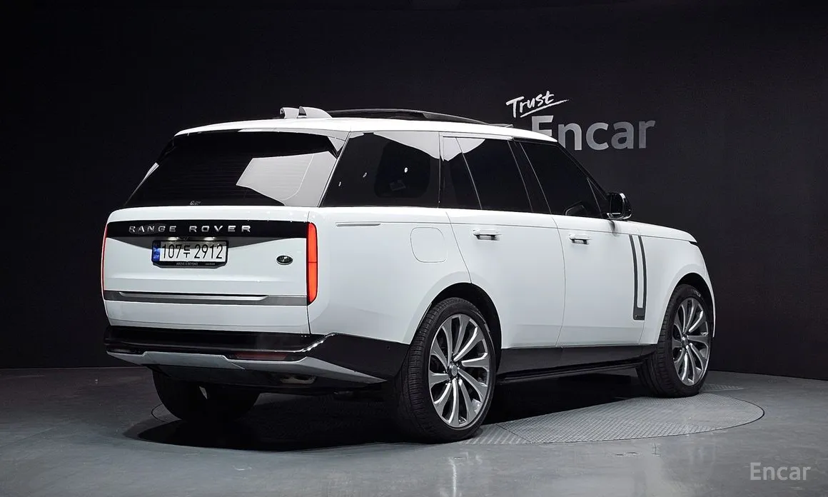 Photo 2 - Land Rover Range Rover