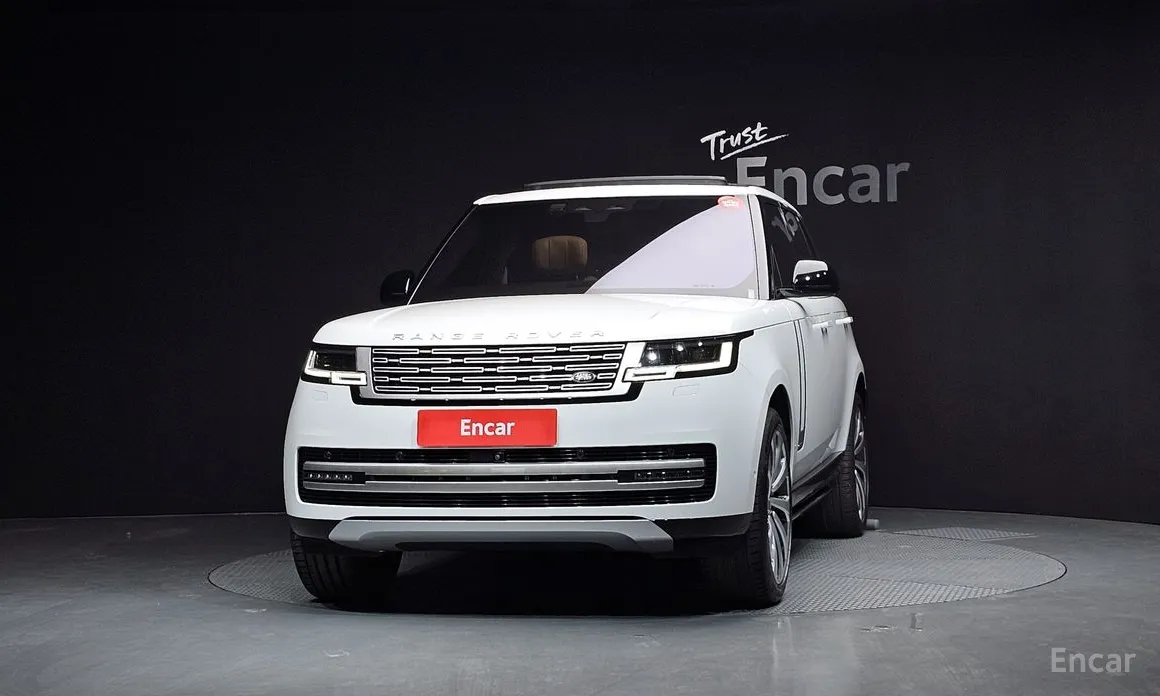 Photo 3 - Land Rover Range Rover