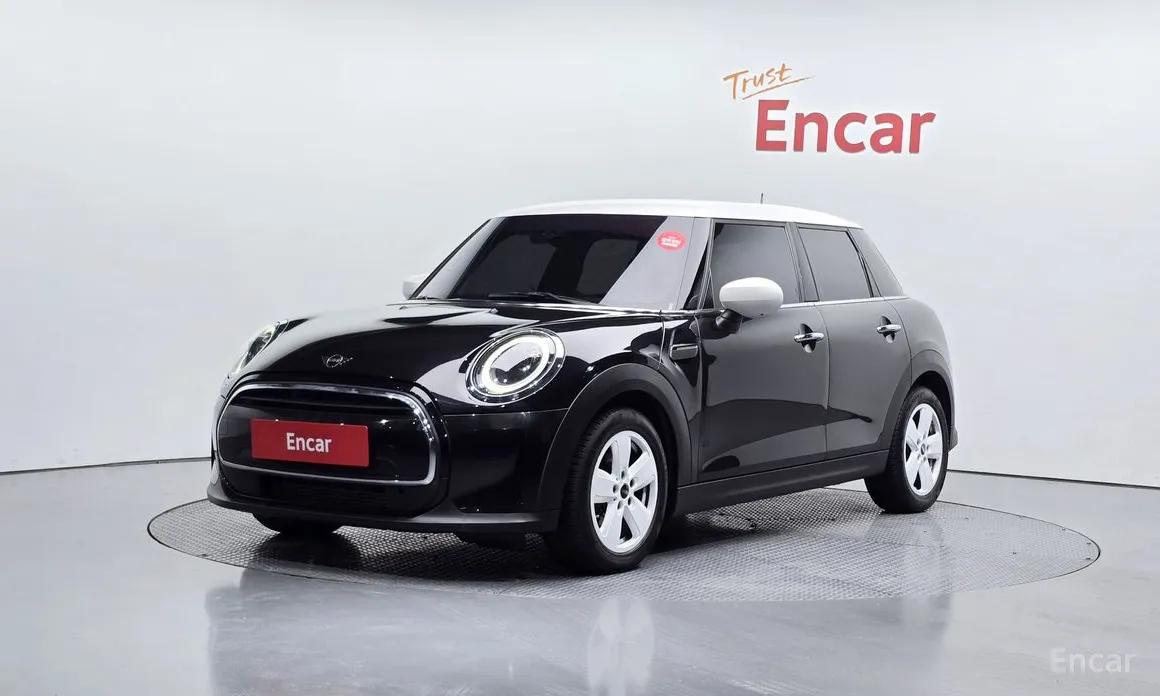 Фото 1 - Mini Cooper