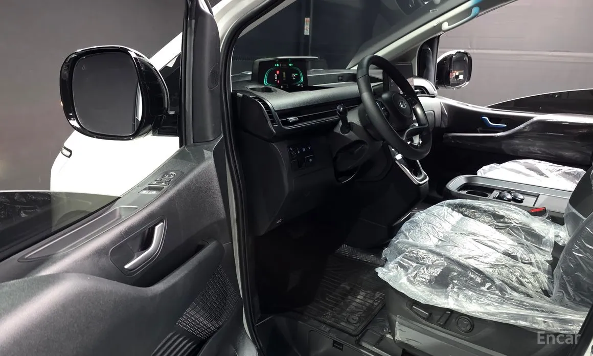 Фото 11 - Hyundai Staria