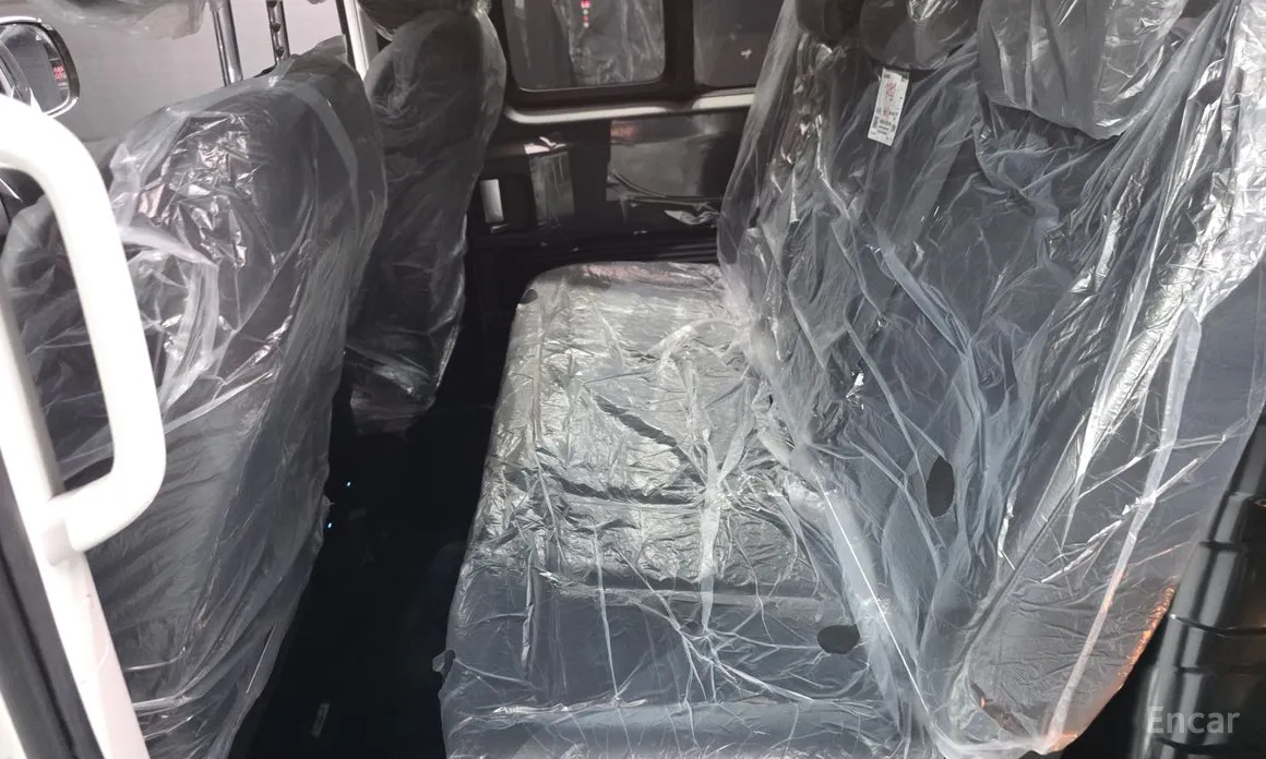 Фото 12 - Hyundai Staria