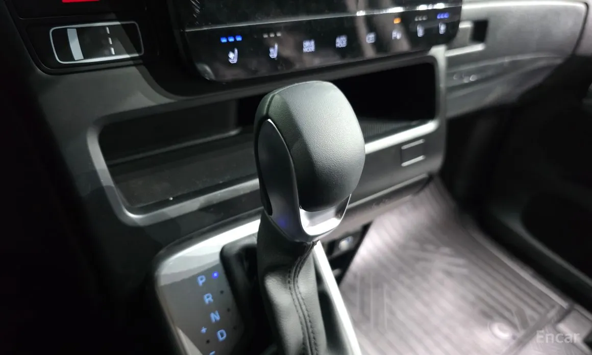 Фото 9 - Hyundai Staria