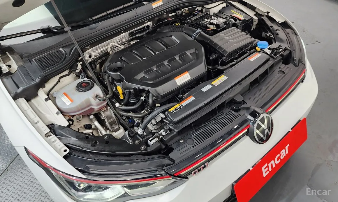 Photo 6 - Volkswagen Golf