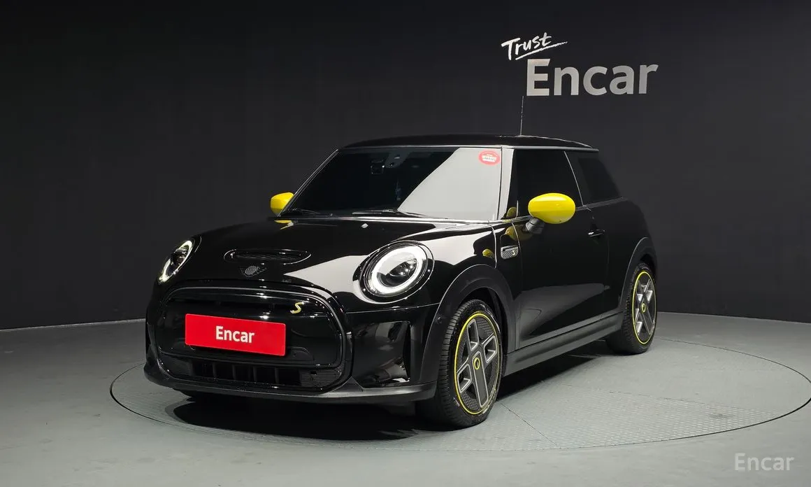 Фото 1 - Mini Cooper