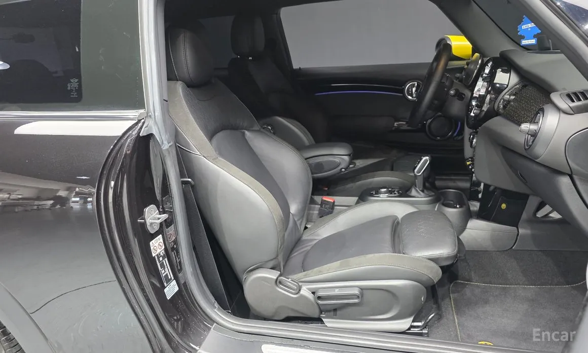 Фото 11 - Mini Cooper