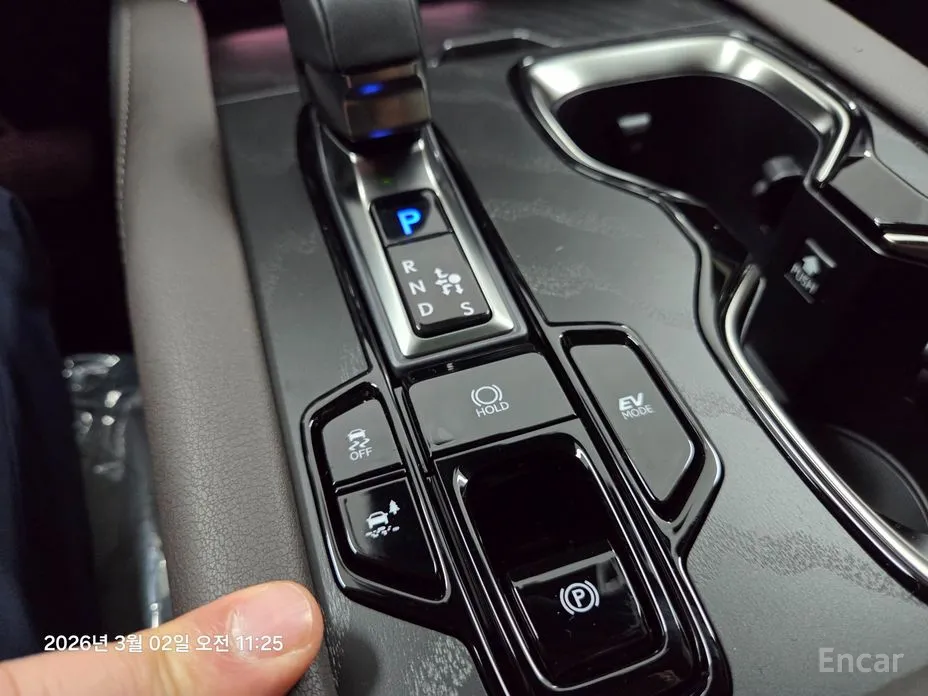 Фото 13 - Lexus RX