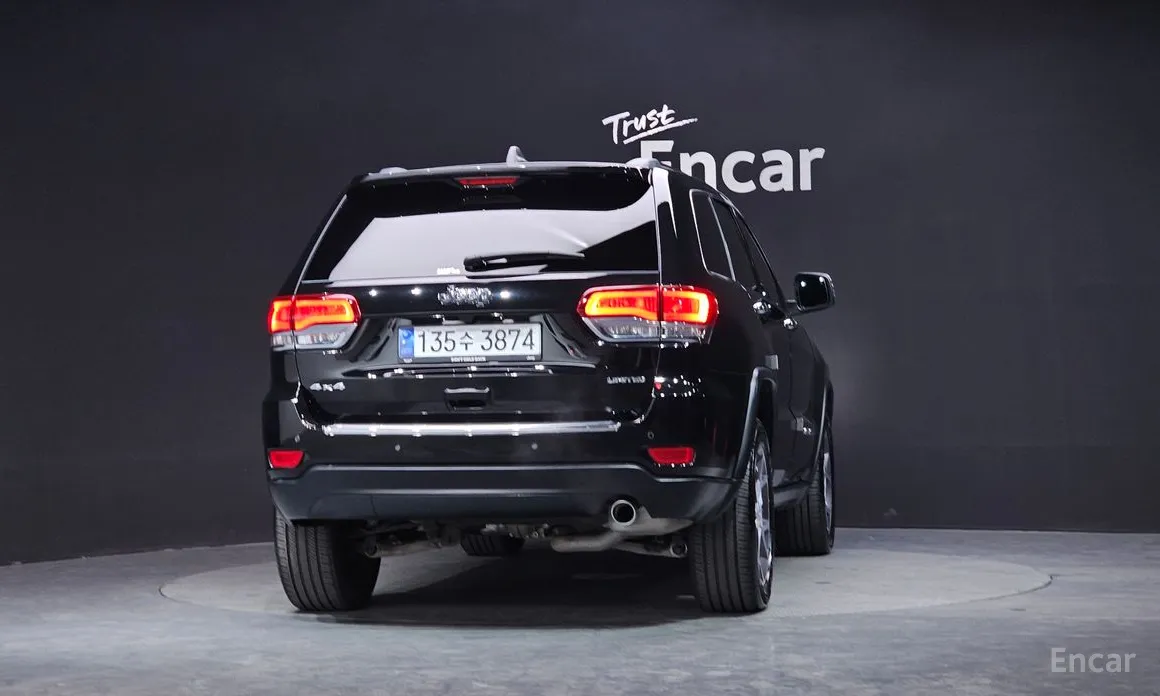 Фото 4 - Jeep Cherokee