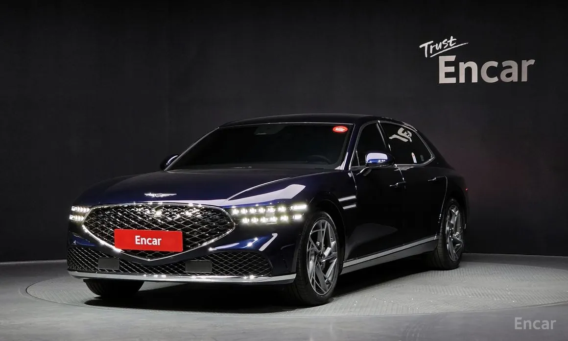 Фото 1 - Genesis G90