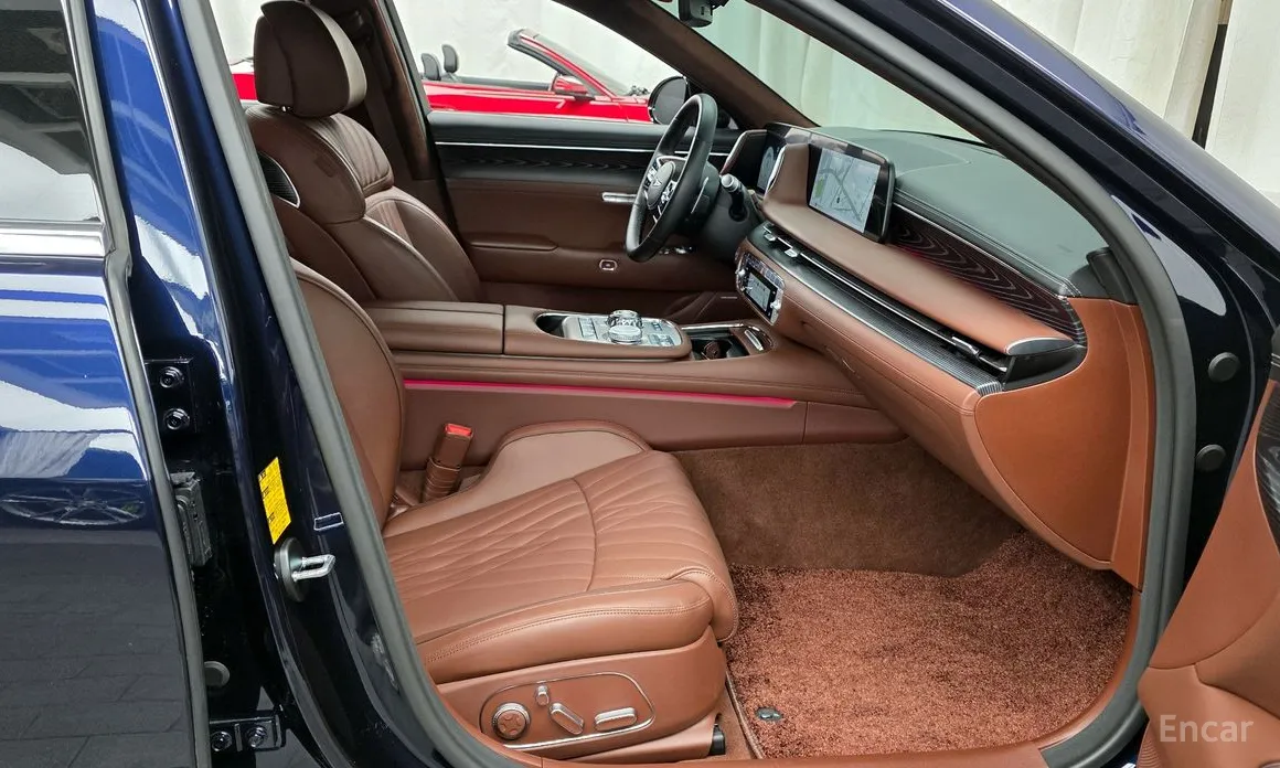 Фото 11 - Genesis G90