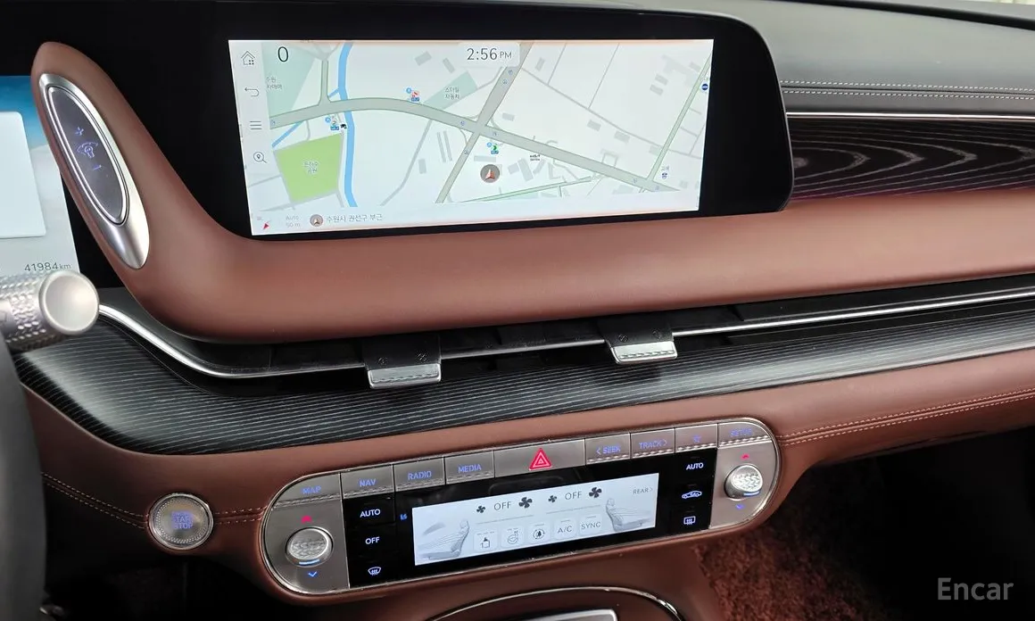 Фото 14 - Genesis G90