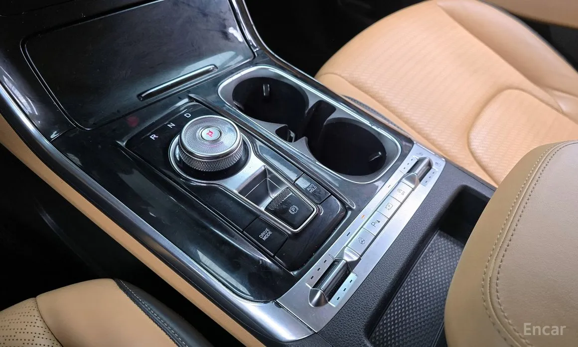 Photo 9 - Kia Carnival