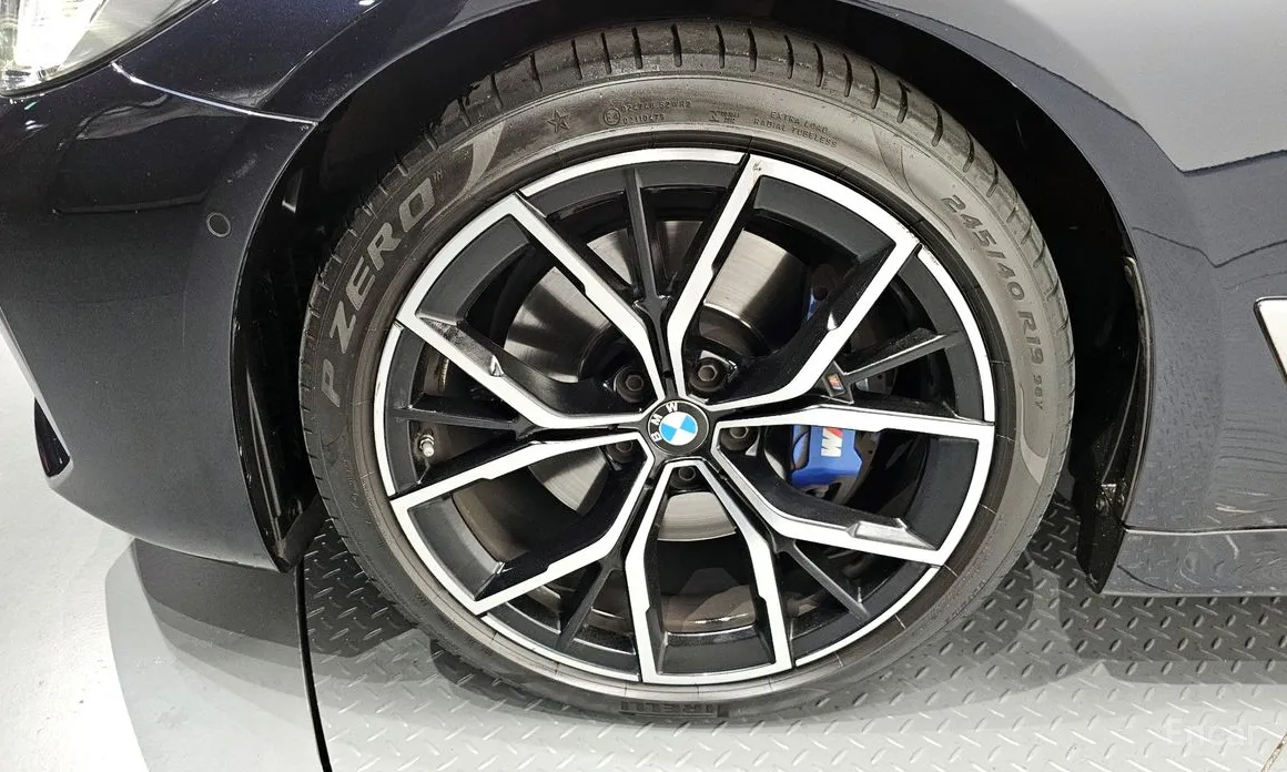 Фото 5 - BMW 5 Series