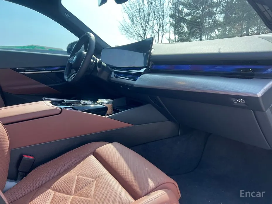 Фото 10 - BMW 5 Series