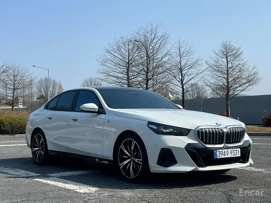 Фото 2 - BMW 5 Series