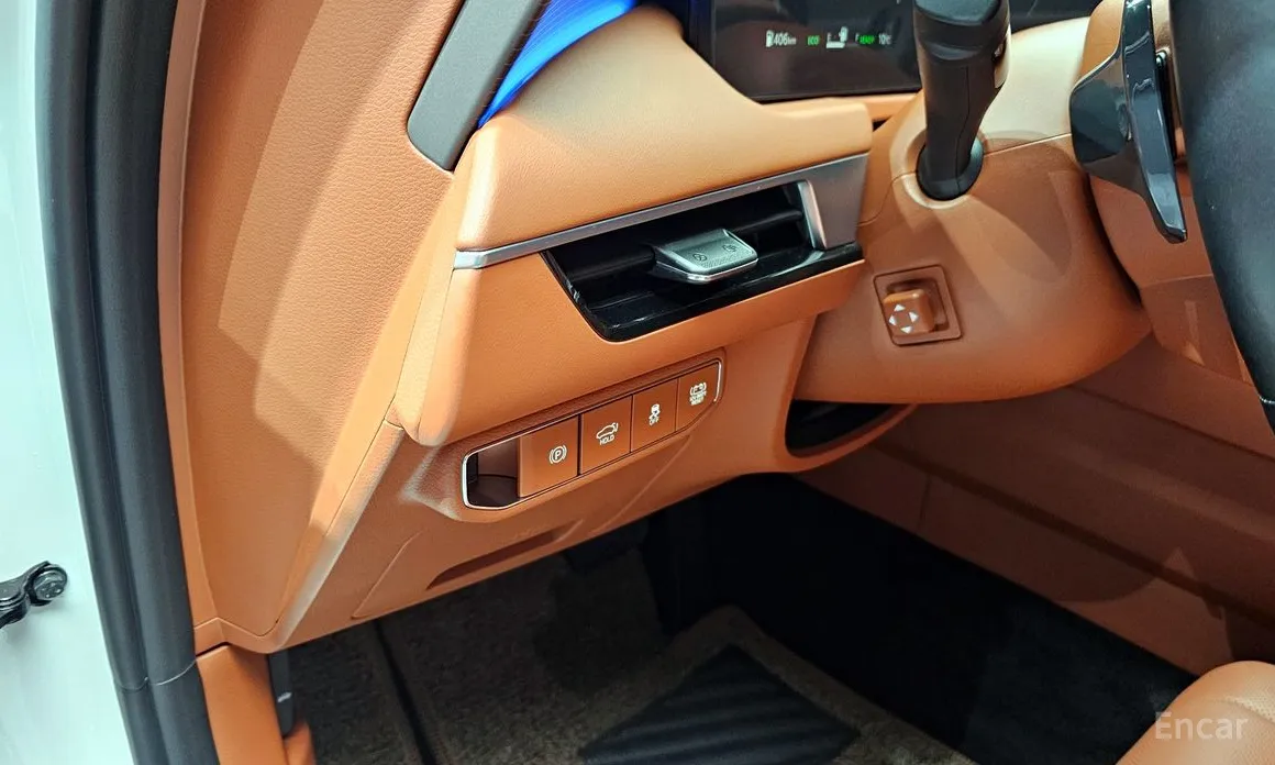 Фото 17 - Kia K8