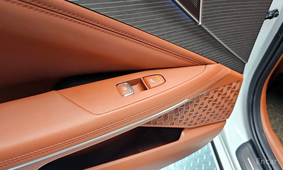 Фото 18 - Kia K8